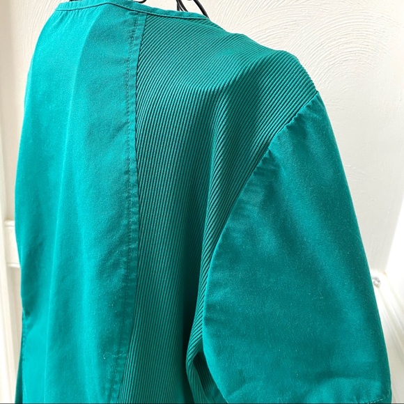 Cherokee Workwear 3 Pocket Rib Knit V Neck Scrub Top Hunter Green - Picture 5 of 12